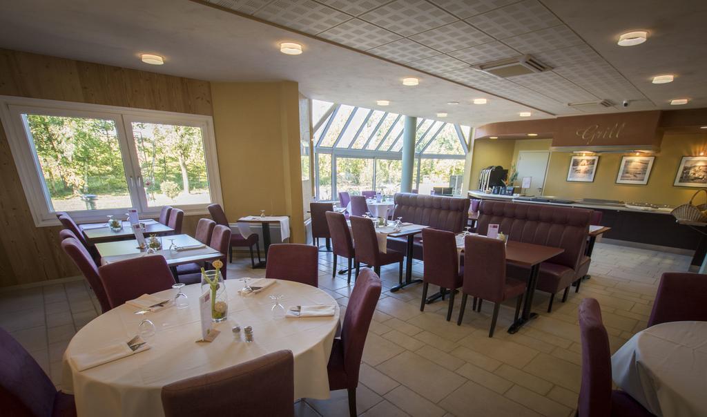 Logis Hotel Des Cepages Arbois Exterior photo